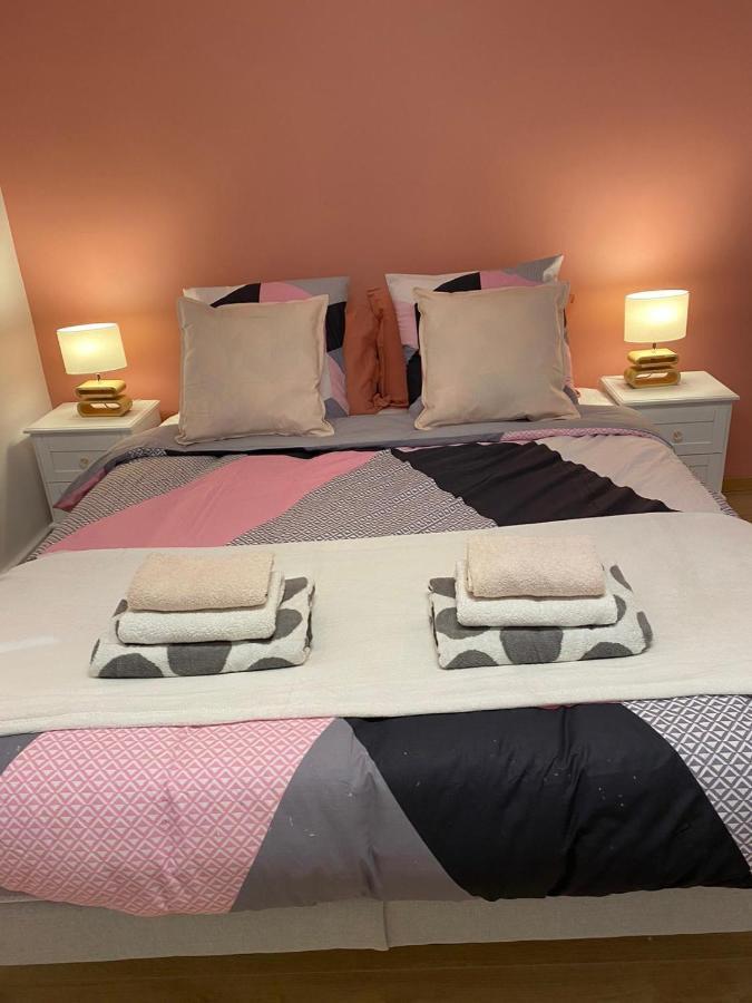 Grand F4 De 71M2 Pour 6 Personnes En Plein Centre Ville Arpajon Exterior foto