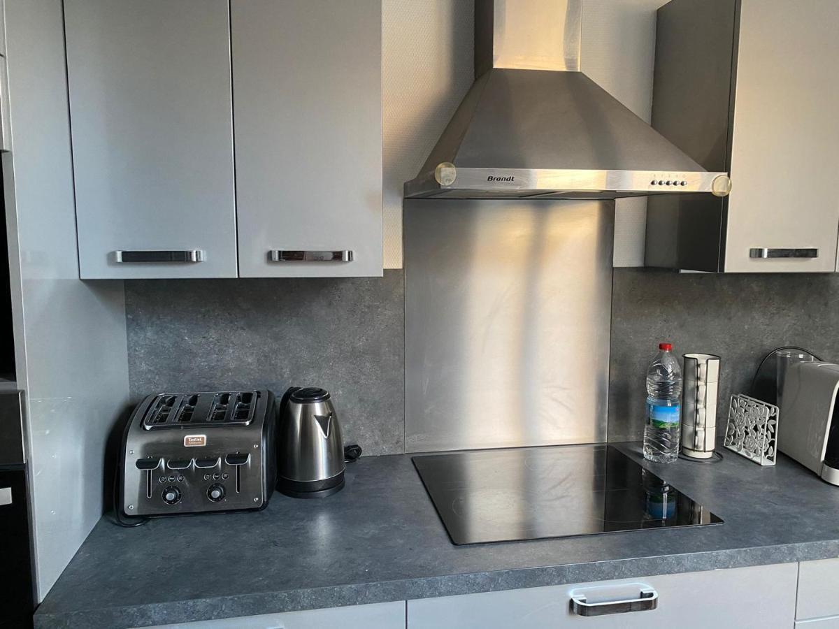 Grand F4 De 71M2 Pour 6 Personnes En Plein Centre Ville Arpajon Exterior foto