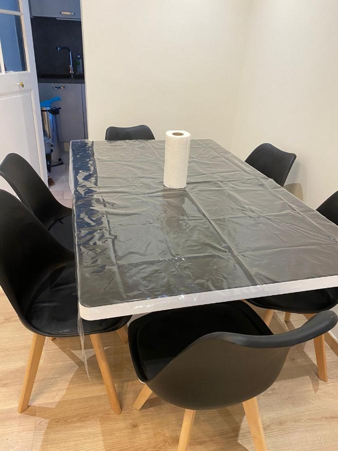 Grand F4 De 71M2 Pour 6 Personnes En Plein Centre Ville Arpajon Exterior foto
