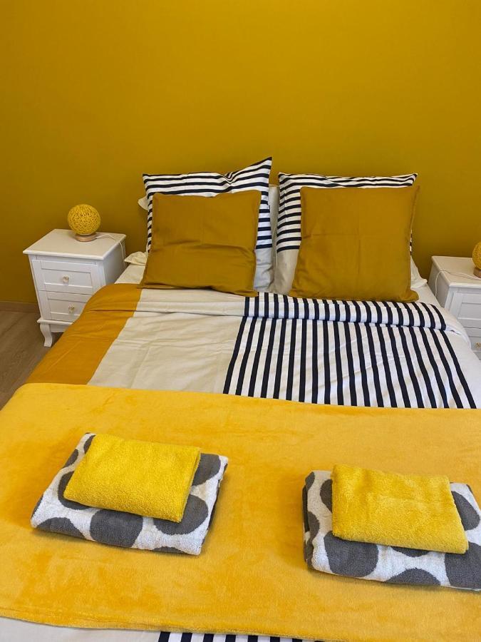 Grand F4 De 71M2 Pour 6 Personnes En Plein Centre Ville Arpajon Exterior foto
